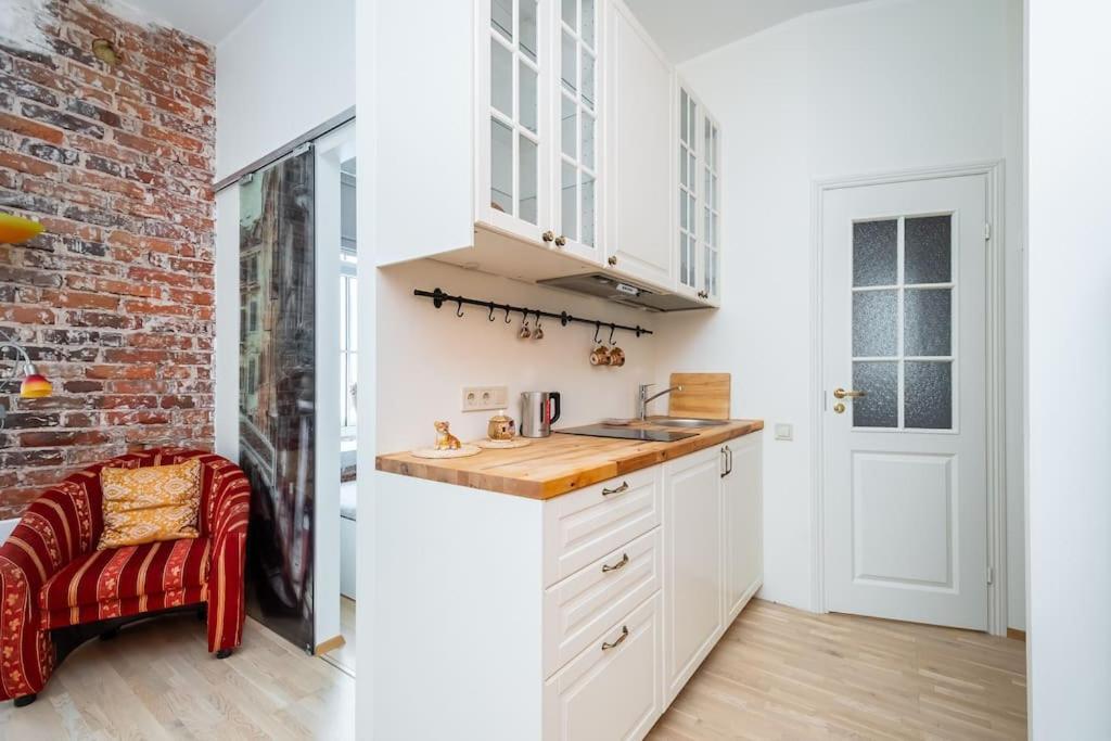 Cozy Studio Apartment Tallinn Kültér fotó